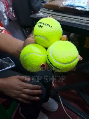 Tennis Ball Set