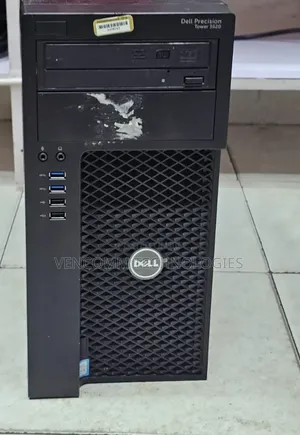 Desktop Computer Dell Precision 3000 8GB Intel Core i7 SSD 256GB