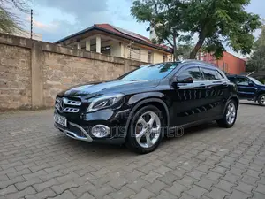 Mercedes-Benz GLA-Class 2018 Black