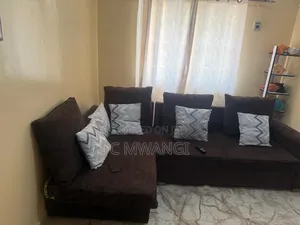 5 Seater Sit