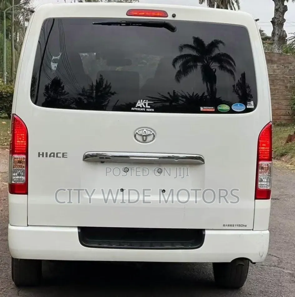 Toyota HiAce 2020 White
