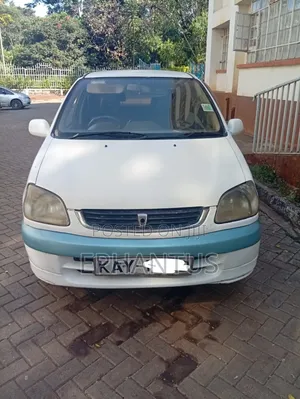 Toyota Raum 1.5 FWD 1999 White