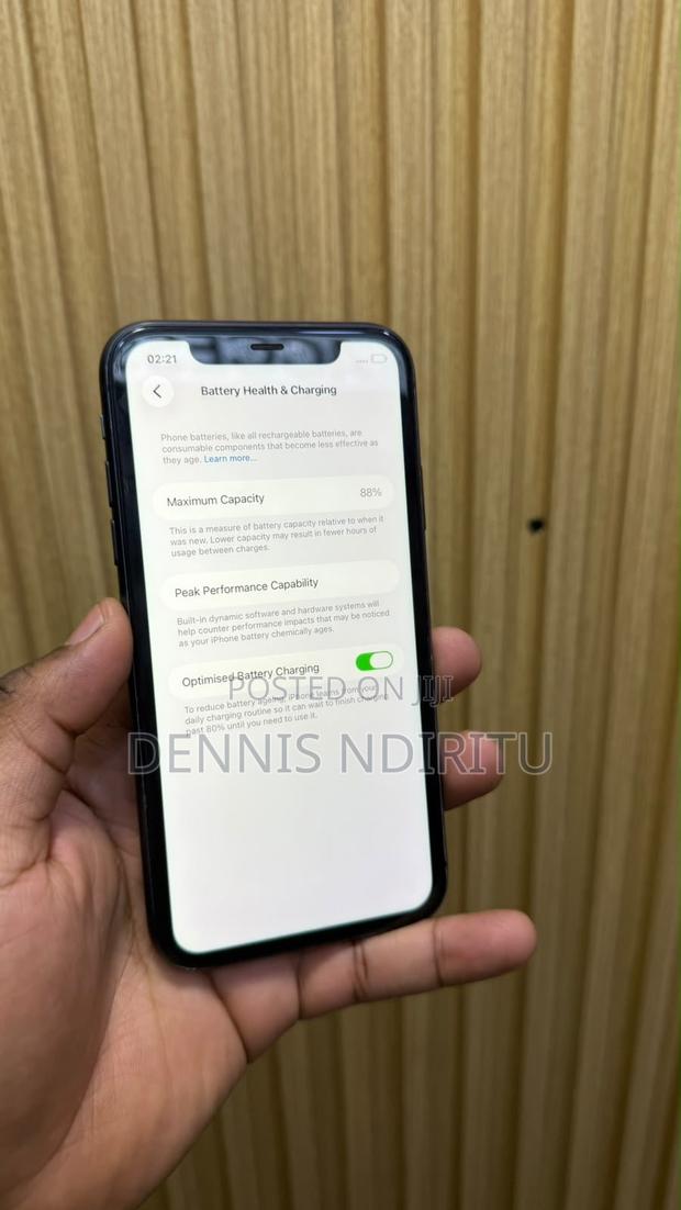 Apple iPhone 11 128 GB Black - thumbnail 2