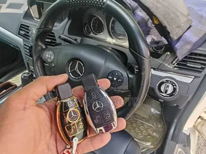 Benz E 200 Chrome Keys