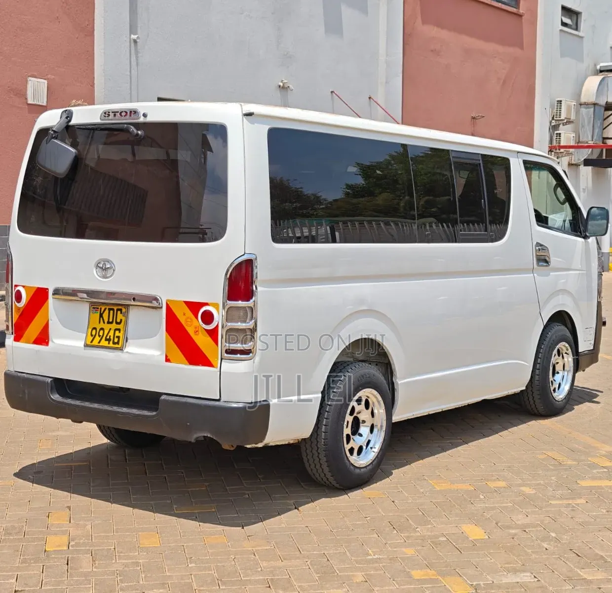 Toyota HiAce 2013 White