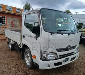 Toyota Dyna 2019 White