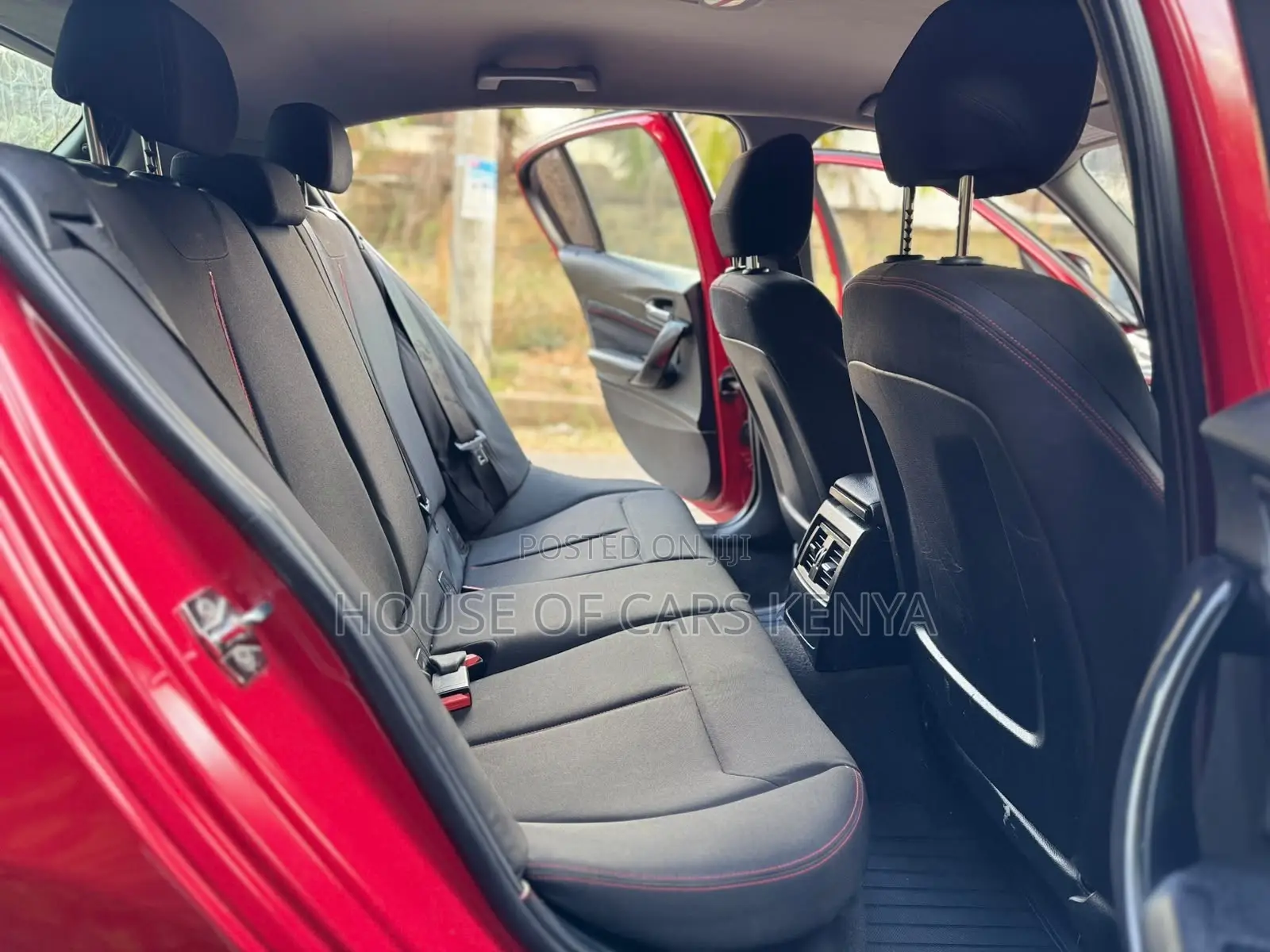 BMW 116i 2012 Red