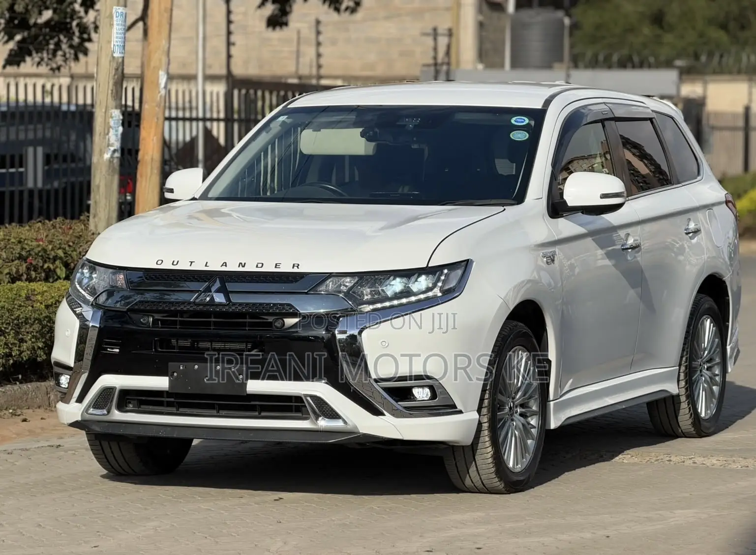 Mitsubishi Outlander 2.4 PHEV AWD 2019 White