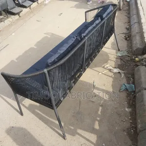 Seating Benches for Restaurant and Garden