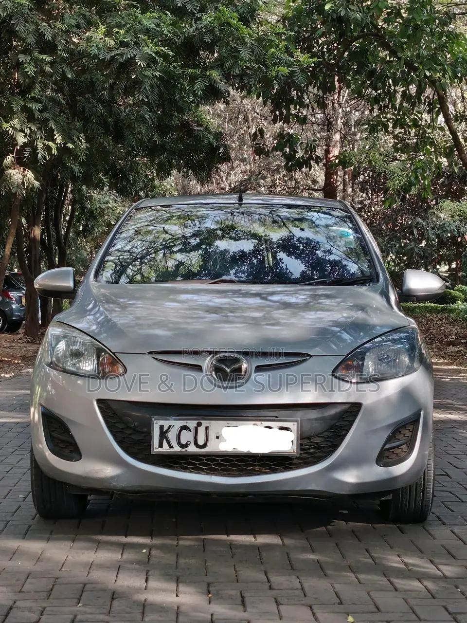 Mazda Demio 2012 Silver