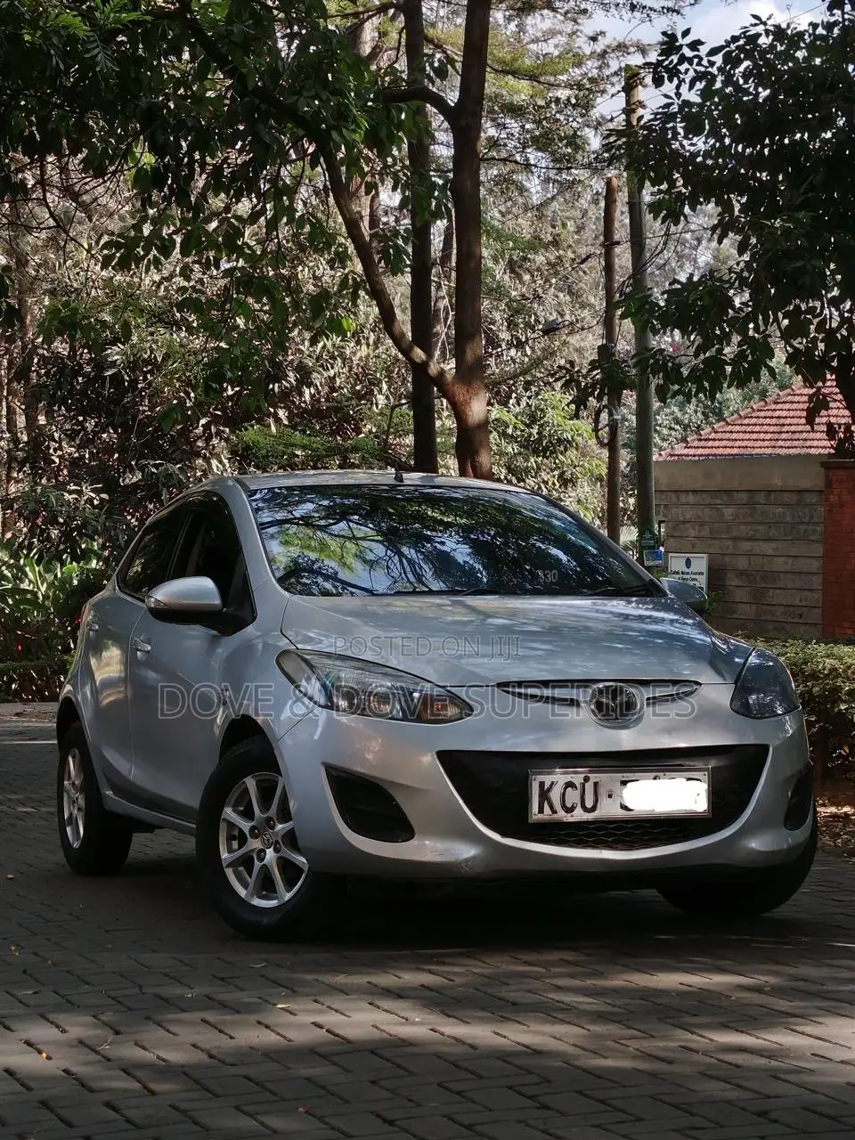 Mazda Demio 2012 Silver