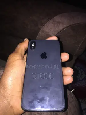 Apple iPhone X 64 GB Gray