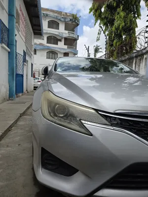 Toyota Mark X 2017 Silver
