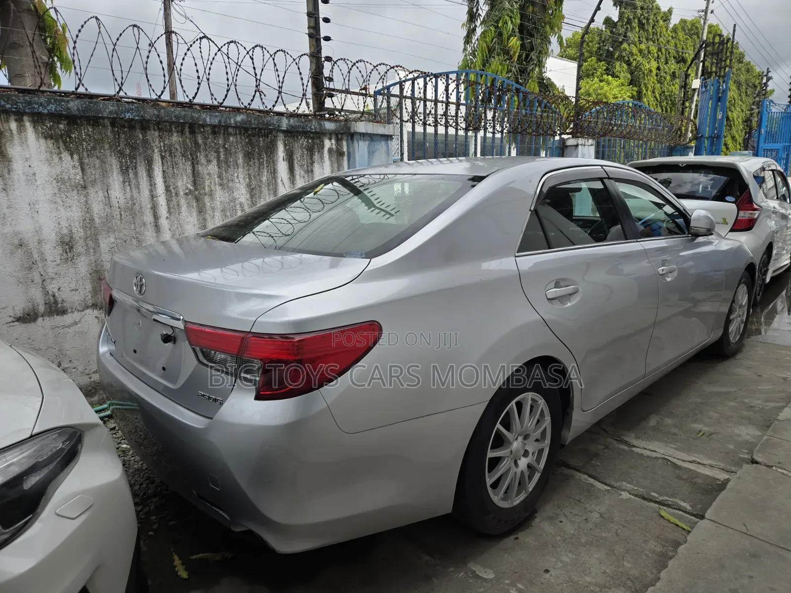Toyota Mark X 2017 Silver
