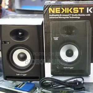 Behringer NEKKST K5 Monitor