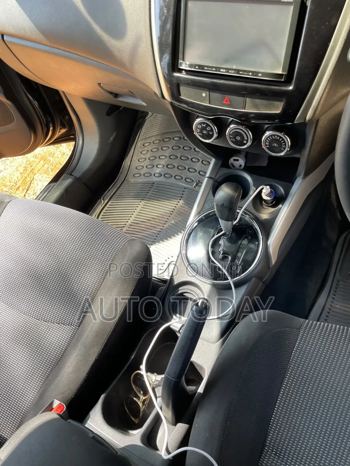Mitsubishi RVR 2013 Black