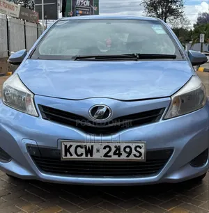Toyota Vitz 2013 Blue