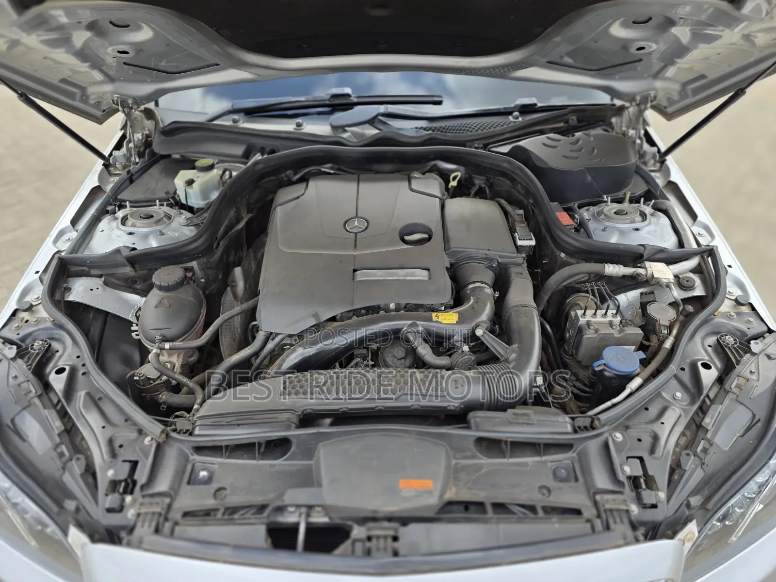 Mercedes-Benz E250 2016 Silver