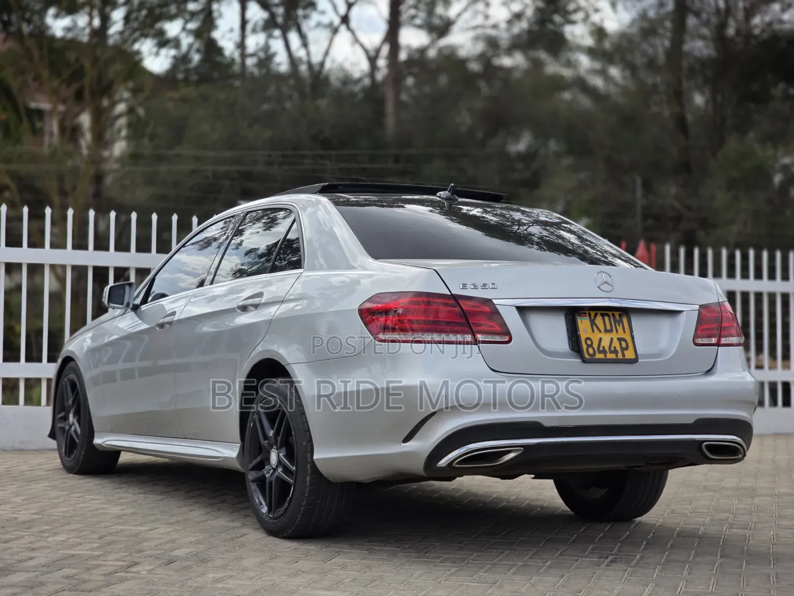 Mercedes-Benz E250 2016 Silver