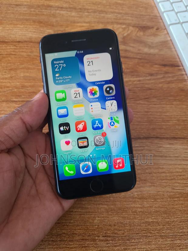 Apple iPhone SE (2020) 64 GB Black - thumbnail 2