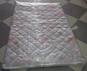 Soft & Comfortable Mattress Toppers Available Size 5*6