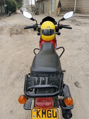 TVS HLX 125 2026 Red