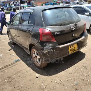 Toyota Vitz 1.3 FWD 5dr 2006 Black