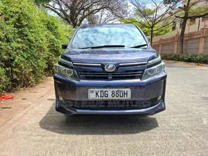 Toyota Voxy X 2WD 8-Seater 2015 Blue