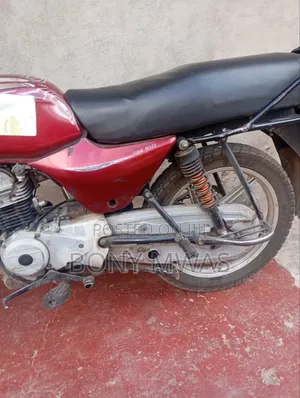 Bajaj Boxer 100 2018 Red