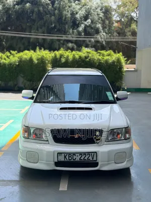 Subaru Forester Automatic 2004 White