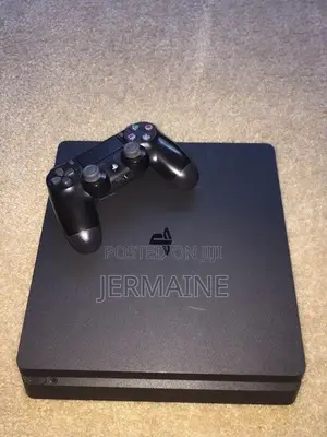 PlayStation 4 Slim