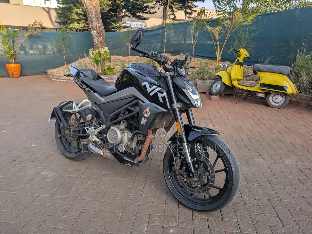 CFMoto 300NK 2021 Black