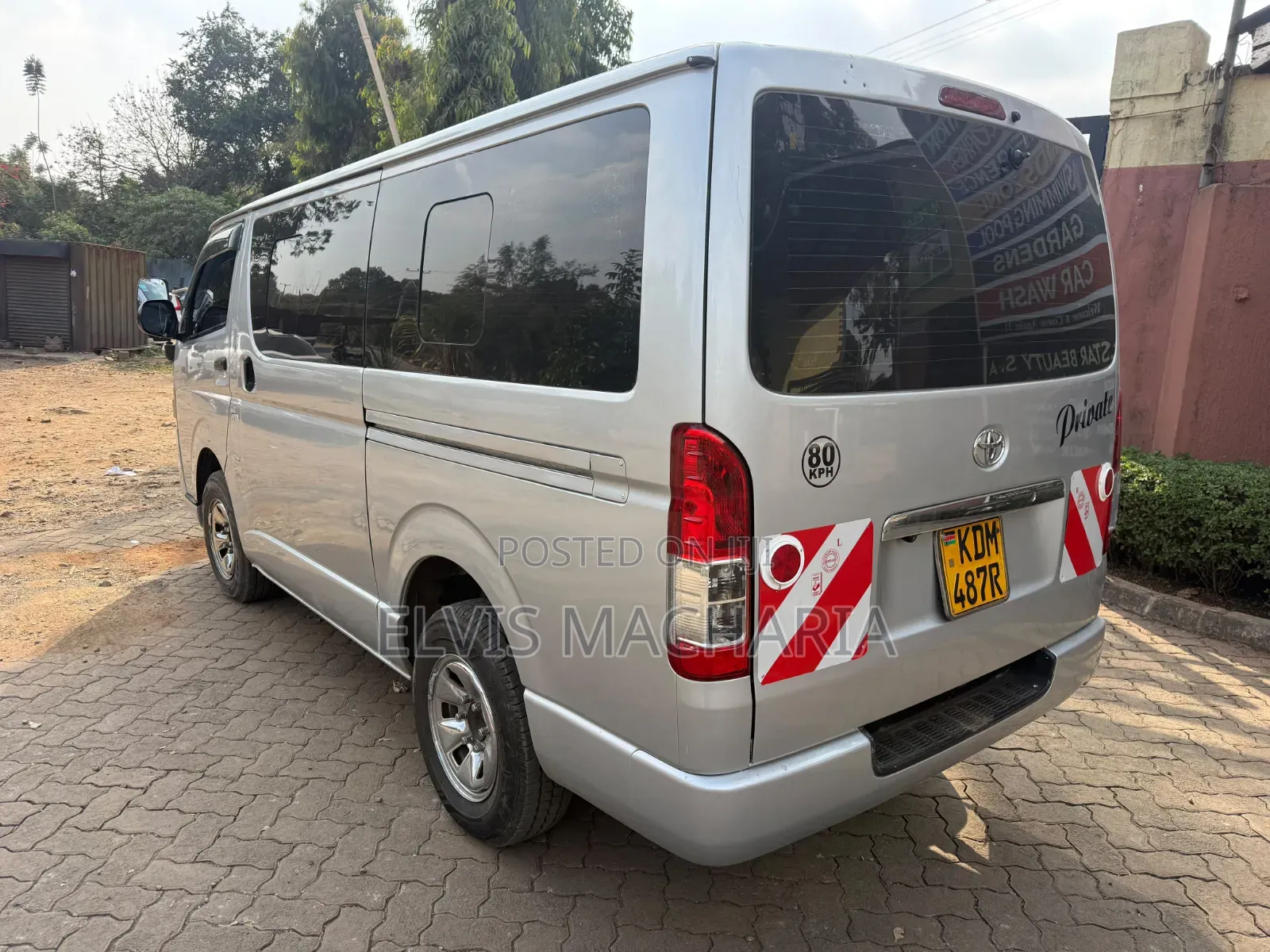 Toyota HiAce 2016 Silver