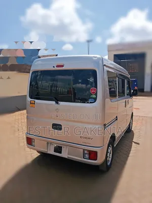 Suzuki Every Wagon 2019 Silver