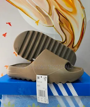 Unisex Adidas Yeezy Slides