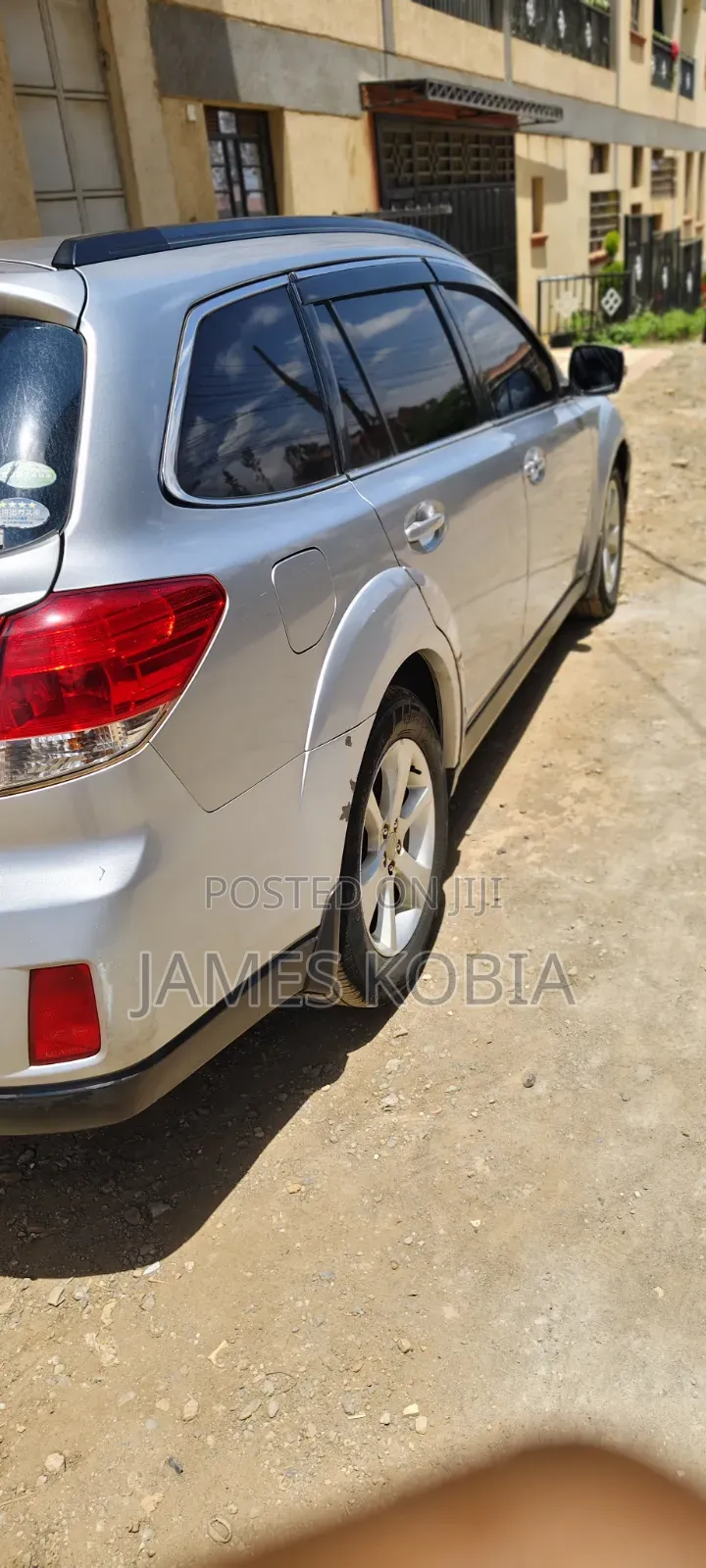 Subaru Outback 2.5i Premium CVT 2012 Silver