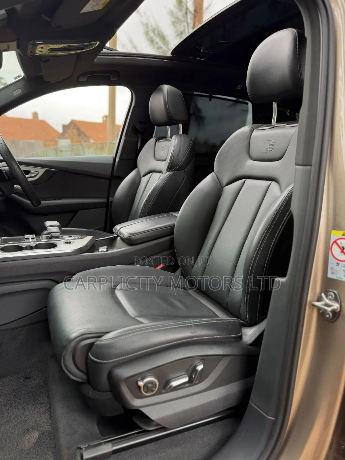Audi Q7 2019 Gold