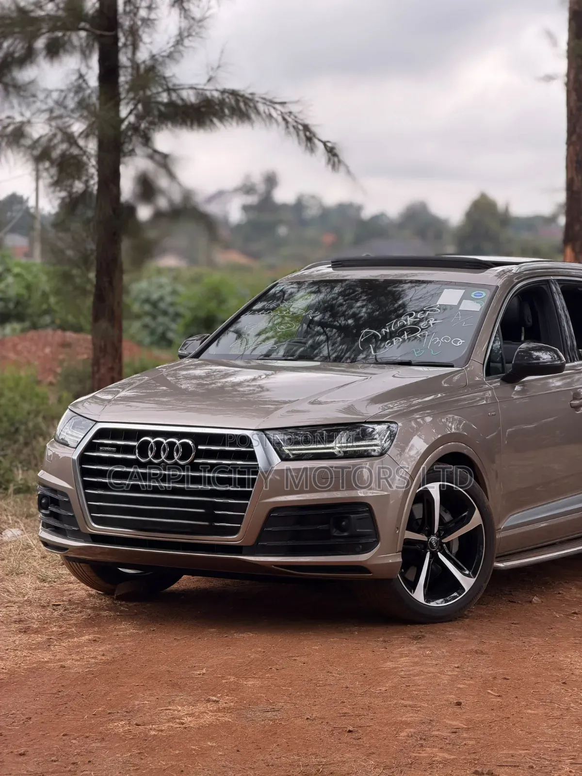 Audi Q7 2019 Gold