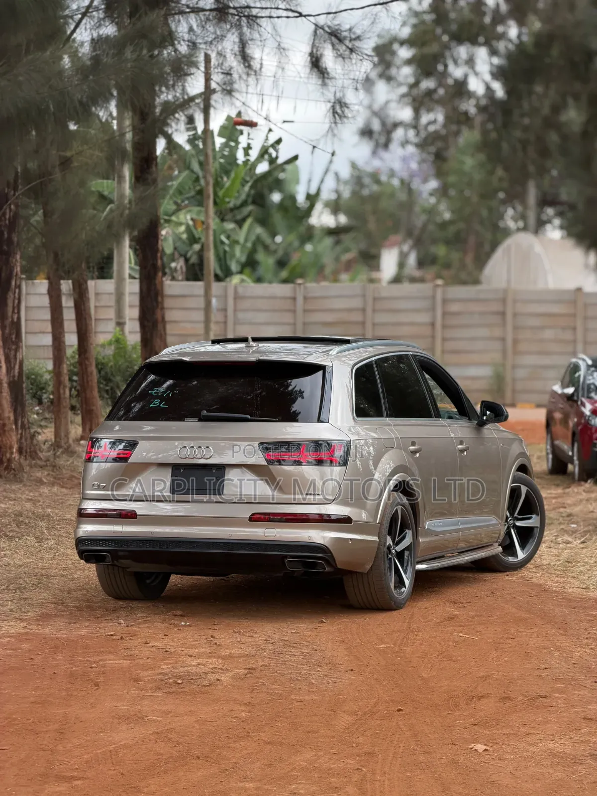Audi Q7 2019 Gold