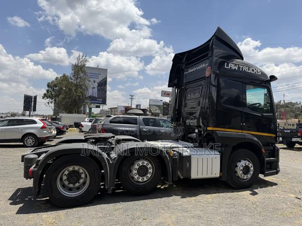 2019 Mercedes Benz Actros 2546 - thumbnail 5