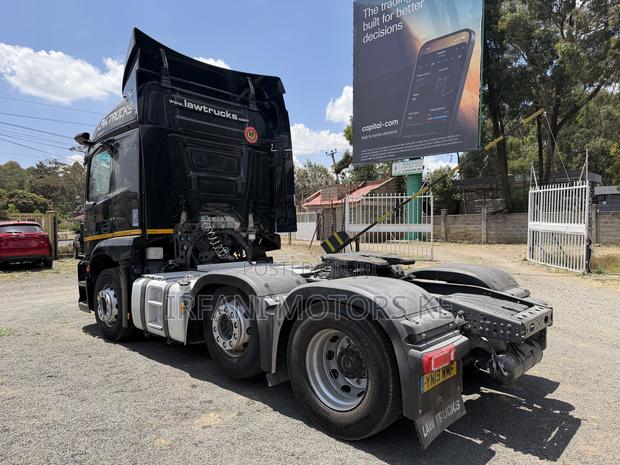 2019 Mercedes Benz Actros 2546 - thumbnail 4