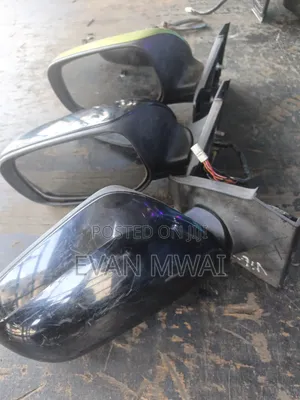 Vitz Side Mirror 2005 Without Indicator