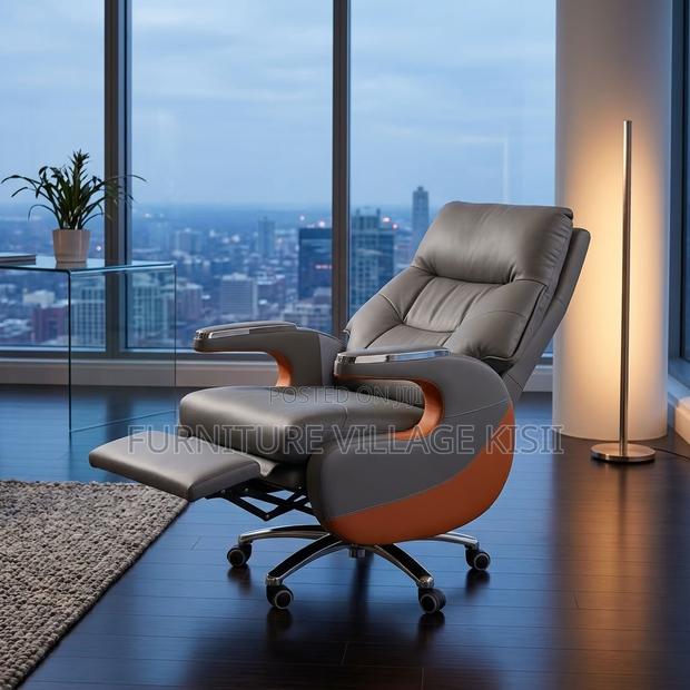 High -Back Leather CEO Executive Office Chair - thumbnail 3