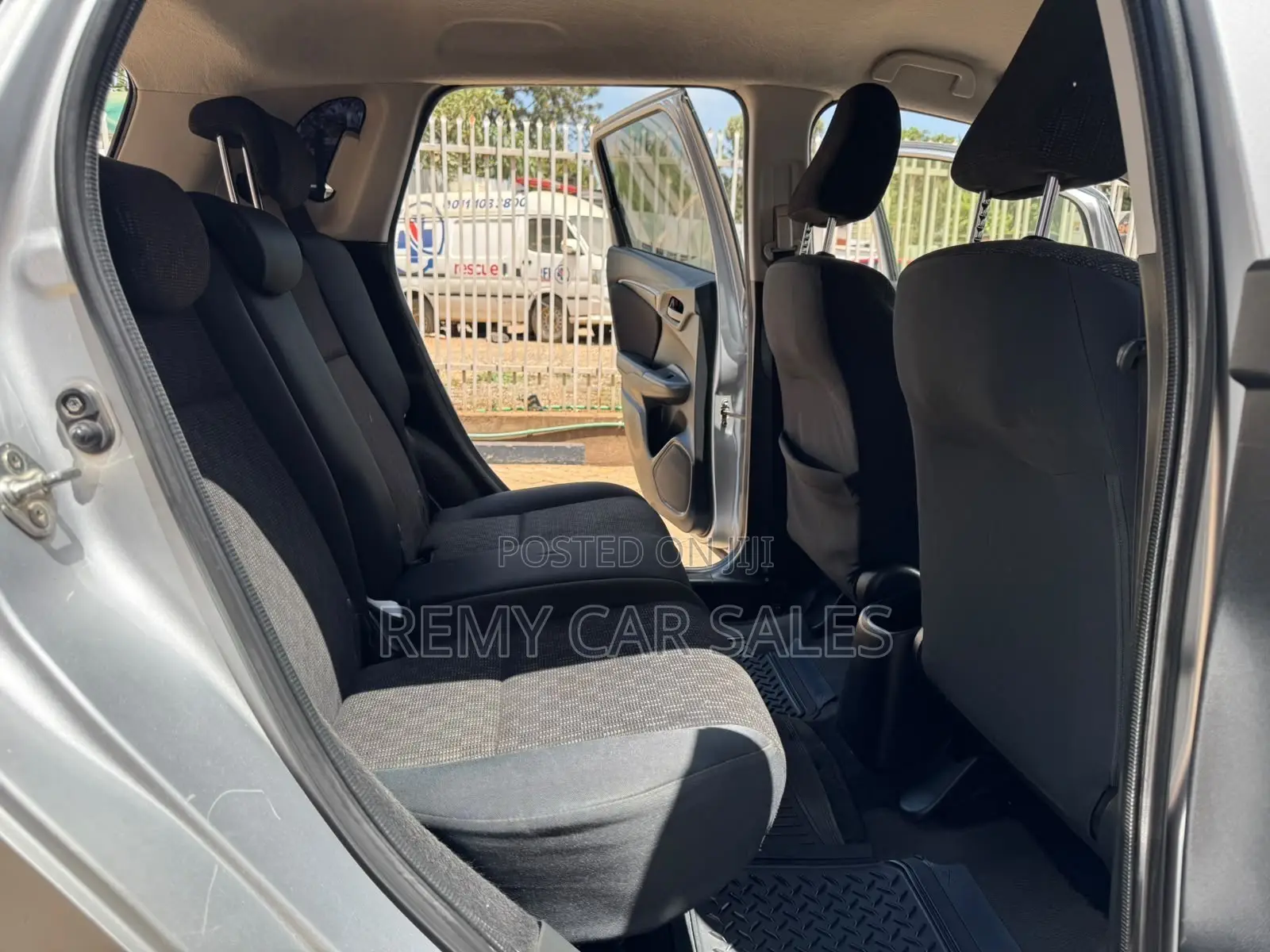 Honda Fit 2015 Silver