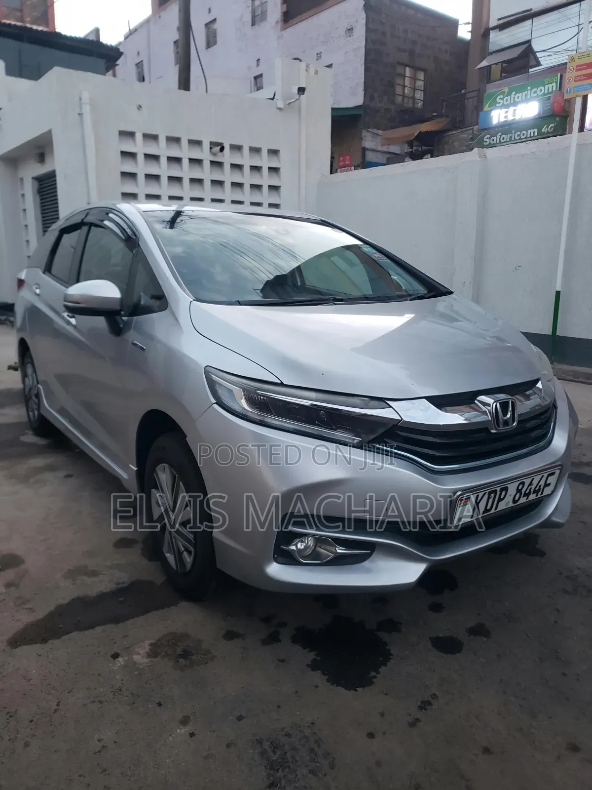 Honda Fit Shuttle 2016 Silver