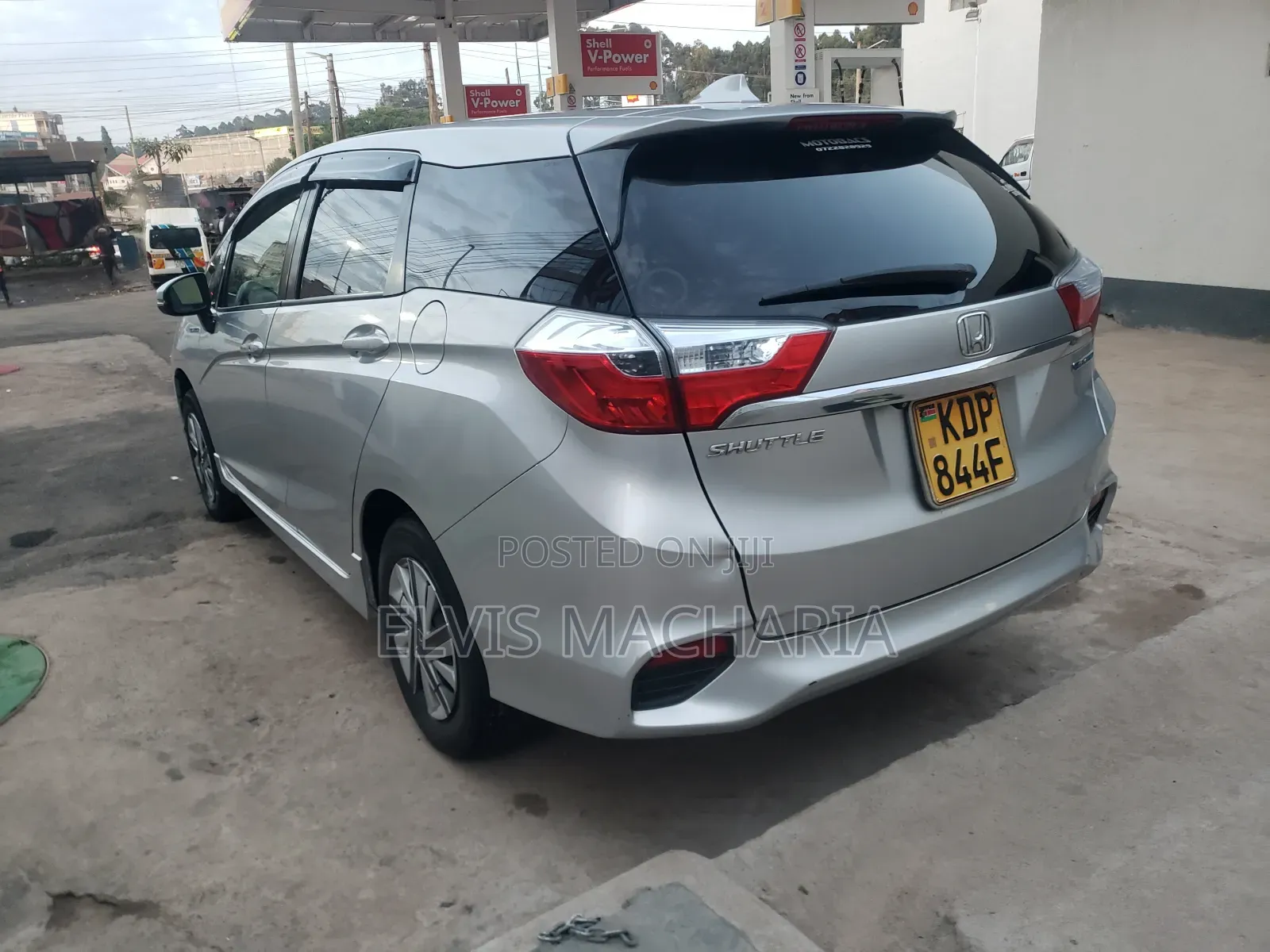 Honda Fit Shuttle 2016 Silver
