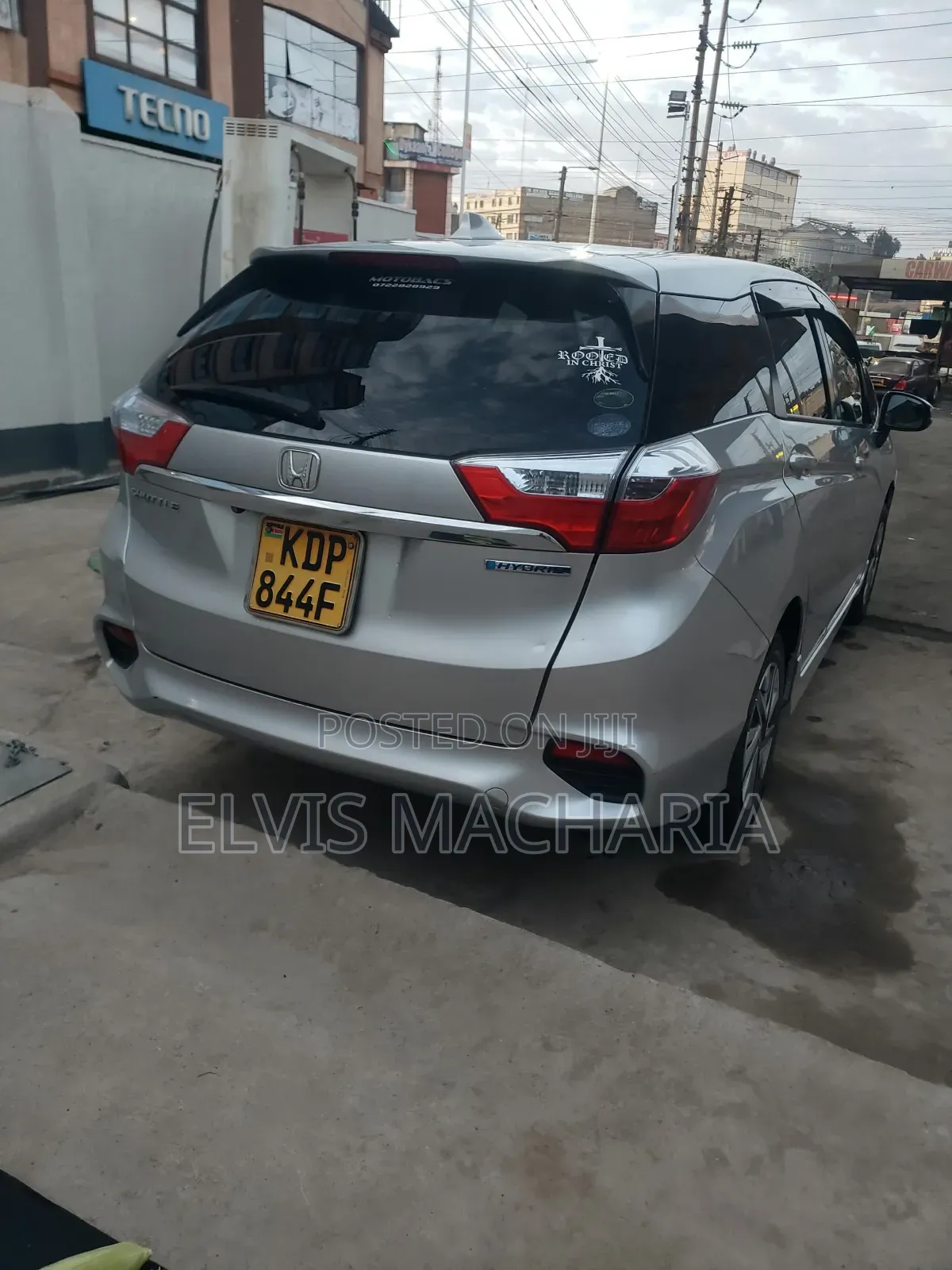 Honda Fit Shuttle 2016 Silver