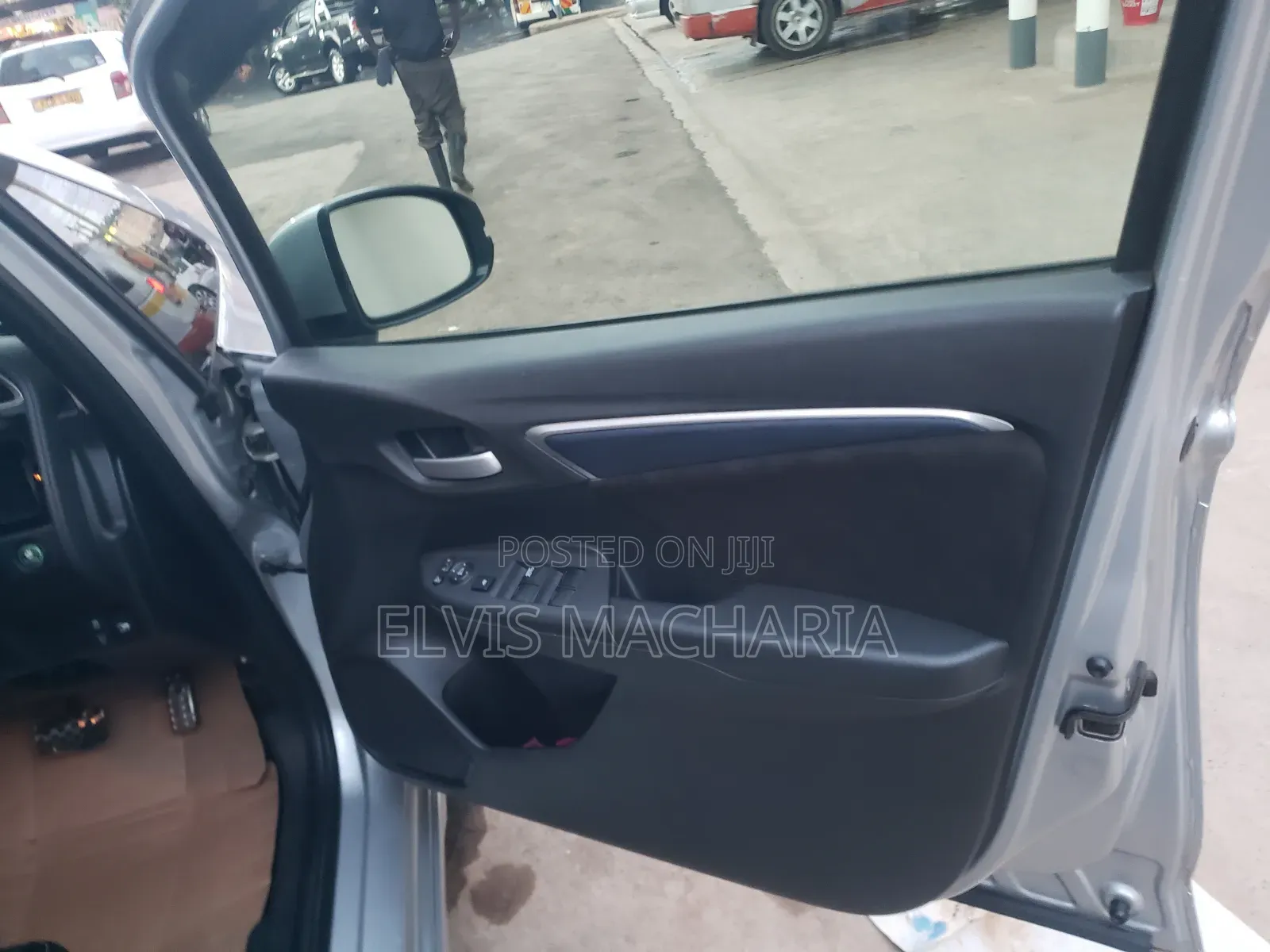 Honda Fit Shuttle 2016 Silver
