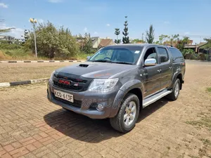 Toyota Hilux 2011 Gray