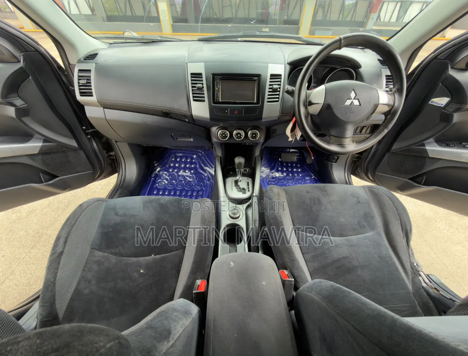 Mitsubishi Outlander 2010 Gray